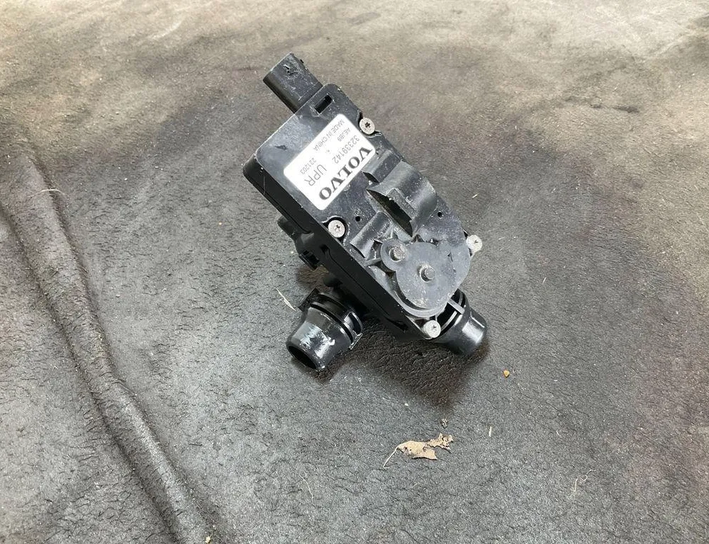 VOLVO XC40 1 generation (2017-2024) Circulation Water Motor 221203,32339142 33805404