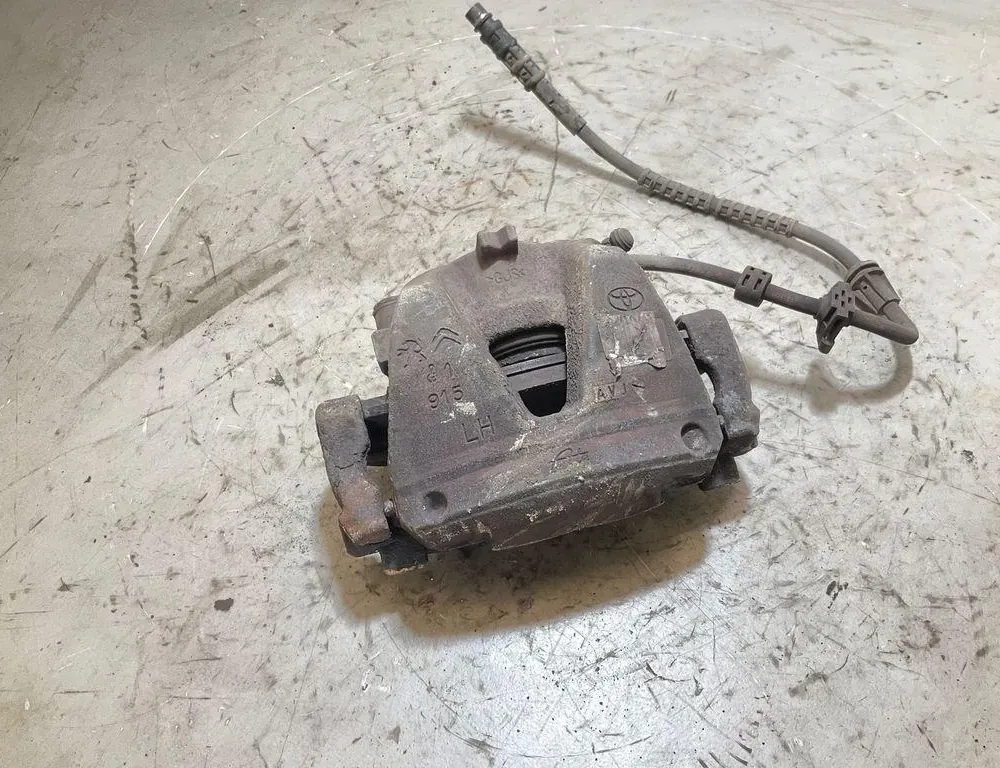 PEUGEOT Expert 2 generation (2007-2020) Pravý predný strmeň brzdy 33806992