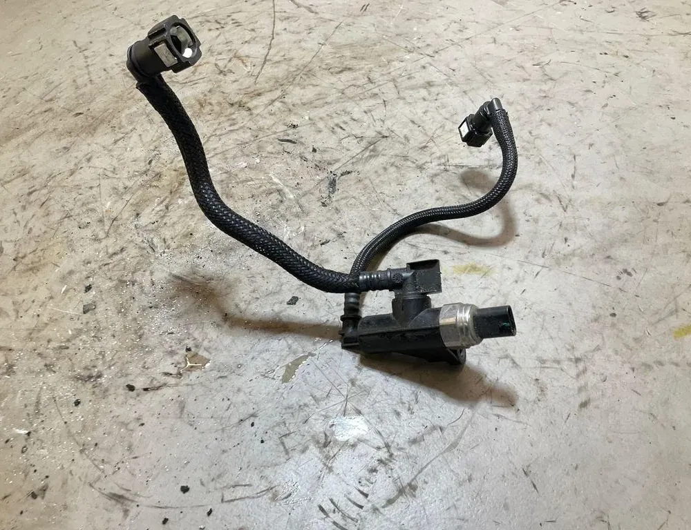 PEUGEOT Expert 3 generation (2017-2023) Fuel Temperature Sensor 9828711180 33807064