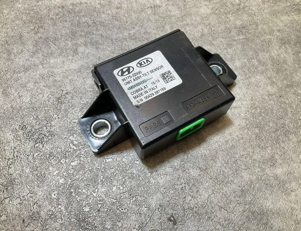 HYUNDAI i40 VF (1 generation) (2011-2020) Senzor náklonu a smeru 4M5455H3G,957753Z000 33807561