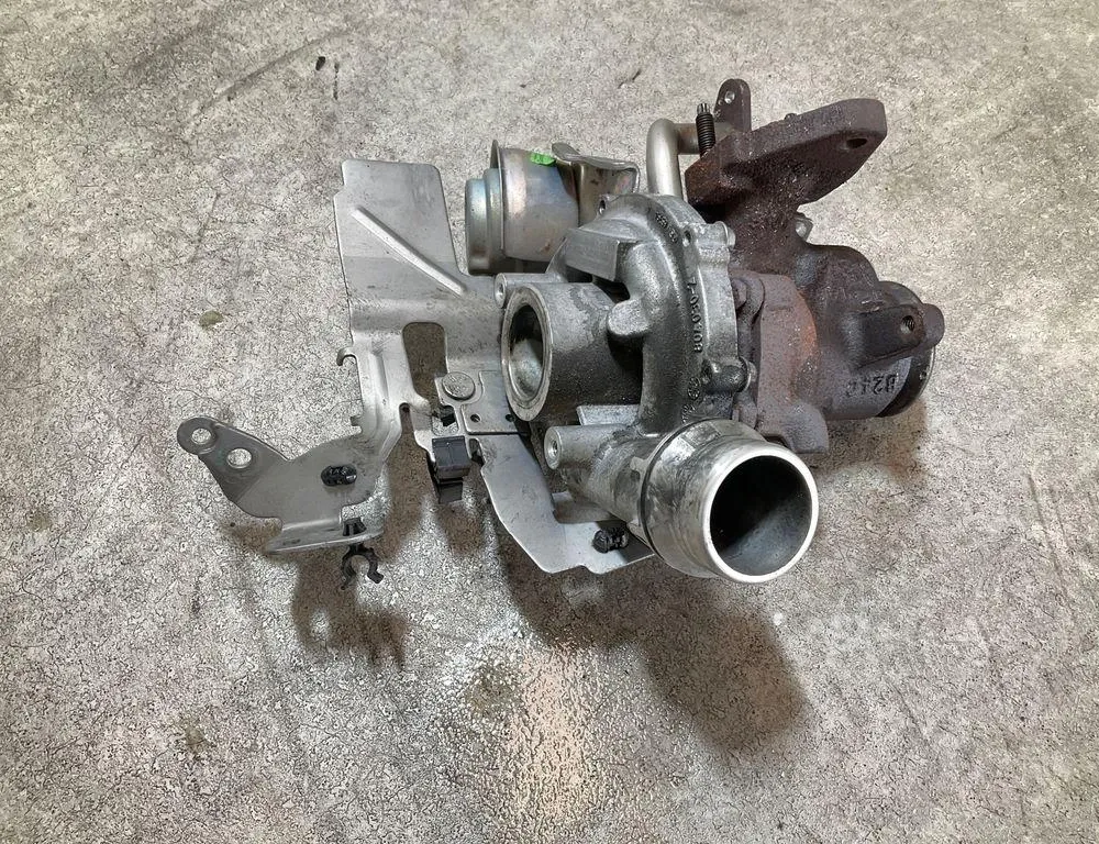 RENAULT Clio 3 generation (2005-2012) Turbocharger 144117533R 33808597