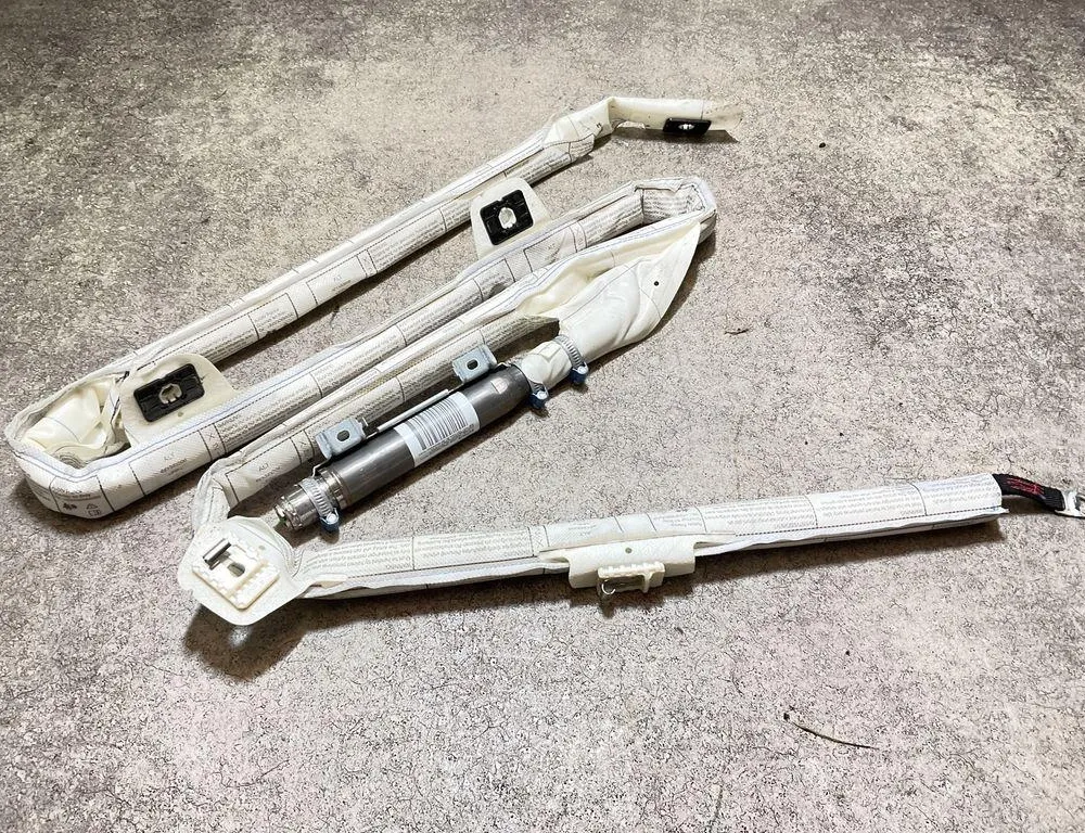 MERCEDES-BENZ CLS-Class C218/X218 (2011-2017) Ľavý strešný airbag SRS BAMPT11249,2188601302 33810618