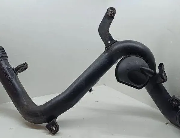 VOLKSWAGEN Passat B8 (2014-2023) Intercooler hadica 1K0145762BP 31897875