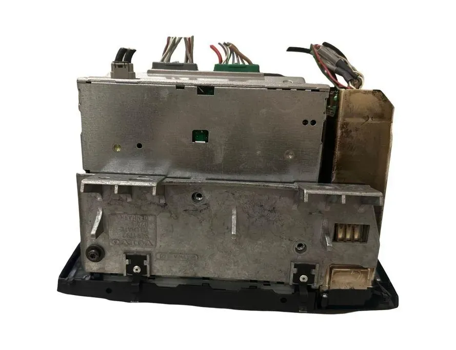 VOLVO S60 3 generation (2018-2023) Prehrávač hudby s GPS 306576371 33237080