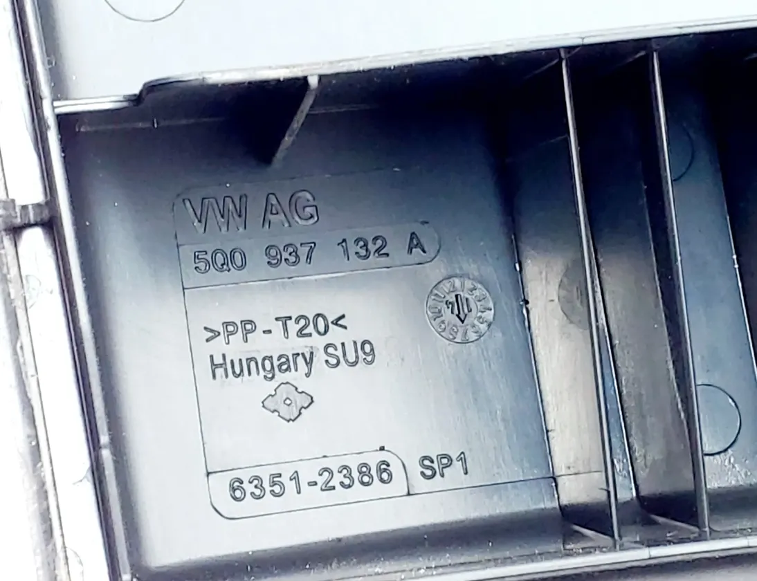 VOLKSWAGEN Golf 7 generation (2012-2024) Pojistková skrinka 5q0907361c 17638431