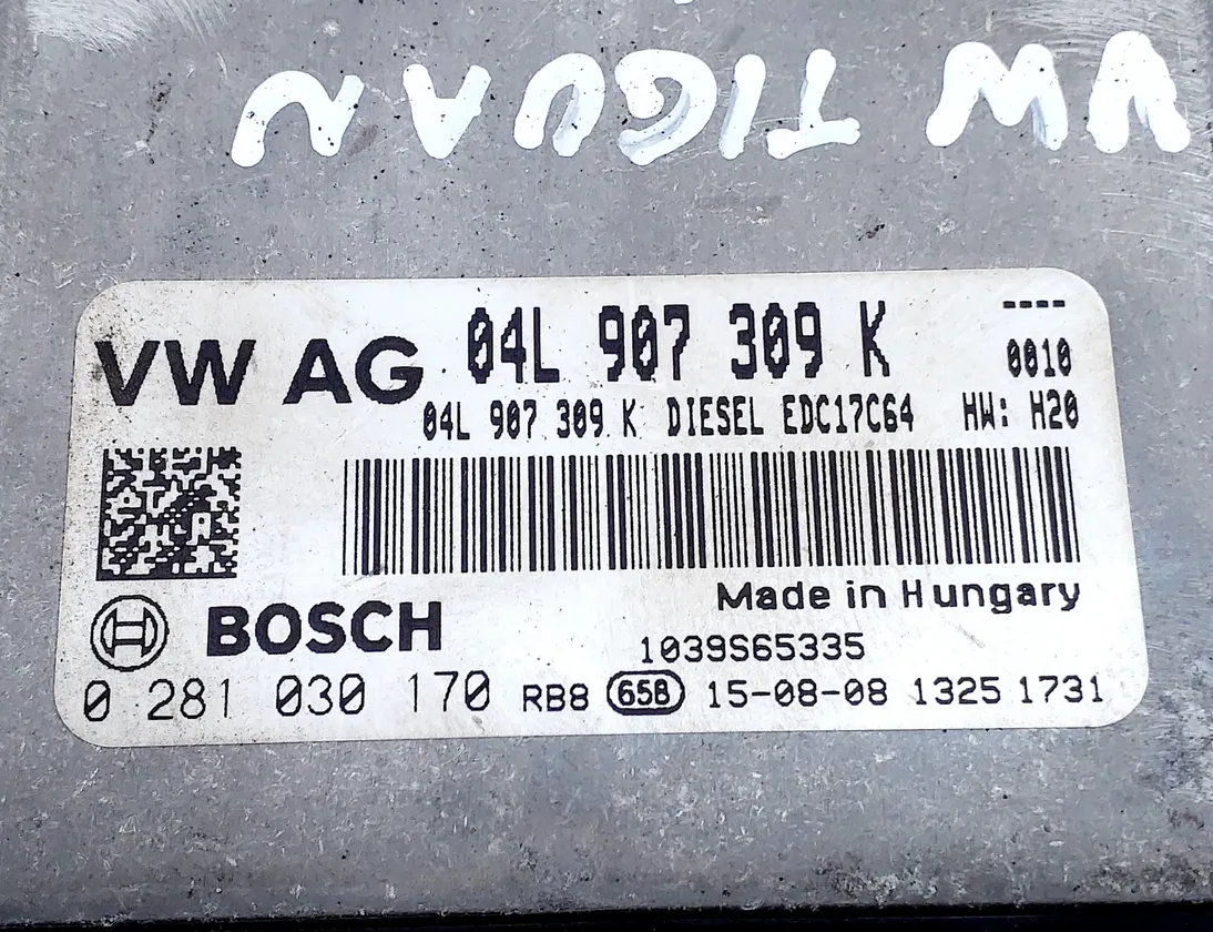 VOLKSWAGEN Tiguan 1 generation (2007-2017) Блок управления двигателем 04L907309K 25412895