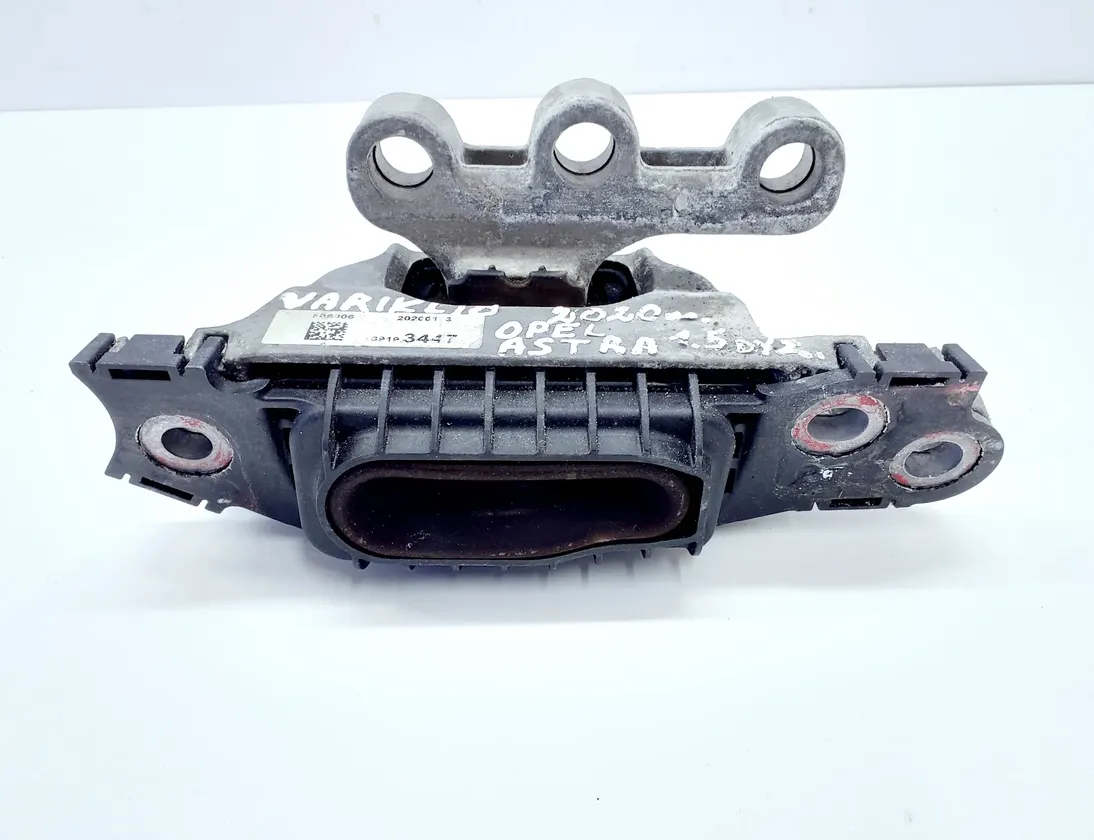 OPEL Astra K (2015-2021) Pravý motorový nosič 39193447 33357840
