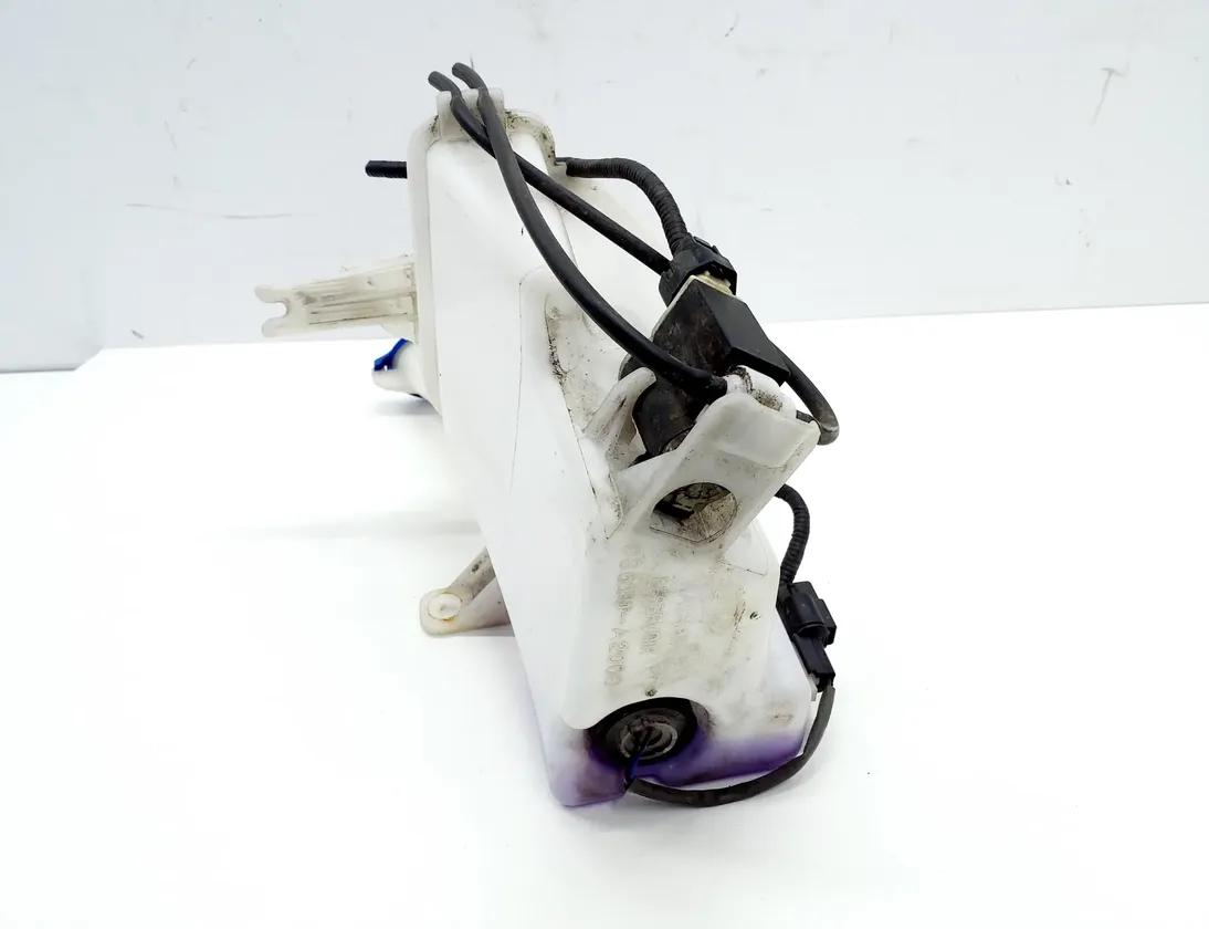 KIA Cee'd 2 generation (2012-2018) Nádrž na ostrekovač okien 98610-A2000,98510-2V100 33448597