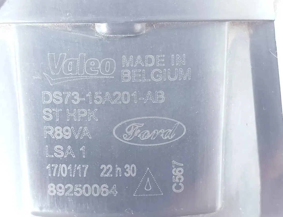 FORD S-Max 2 generation (2015-2024) Противотуманка бампера передняя правая DS73-15A201-AB,89211692 33592359