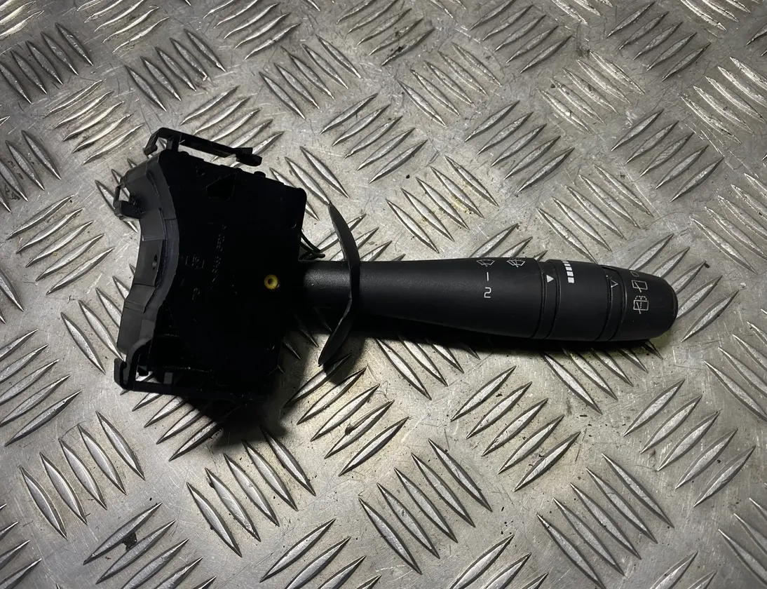 RENAULT Laguna 2 generation (2001-2007) Управление стеклоочистителями 8200012245 22068994