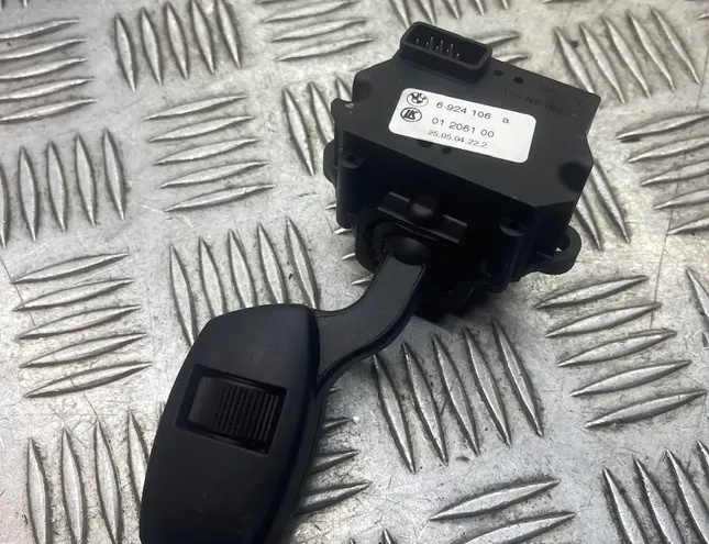 BMW 5 Series E60/E61 (2003-2010) Управление стеклоочистителями 01206100,6924106 30389115