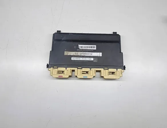 MERCEDES-BENZ X-Class 1 generation (2017-2020) Gateway Control Unit A4709009102,A4709015400,A4709026501 30466939