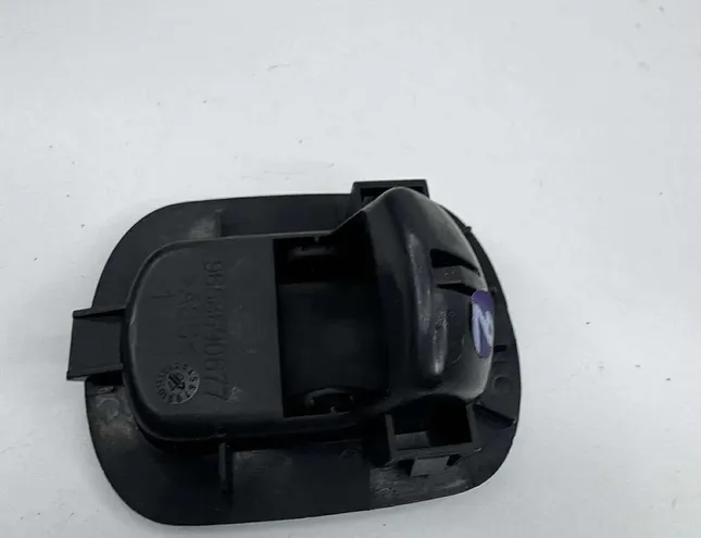 PEUGEOT 308 T7 (2007-2015) Пластиковая отделка  переключения передач 9658690677 33510282