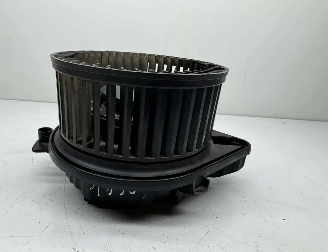 AUDI A6 C5/4B (1997-2004) Печка салона 8E1820021E 33575704