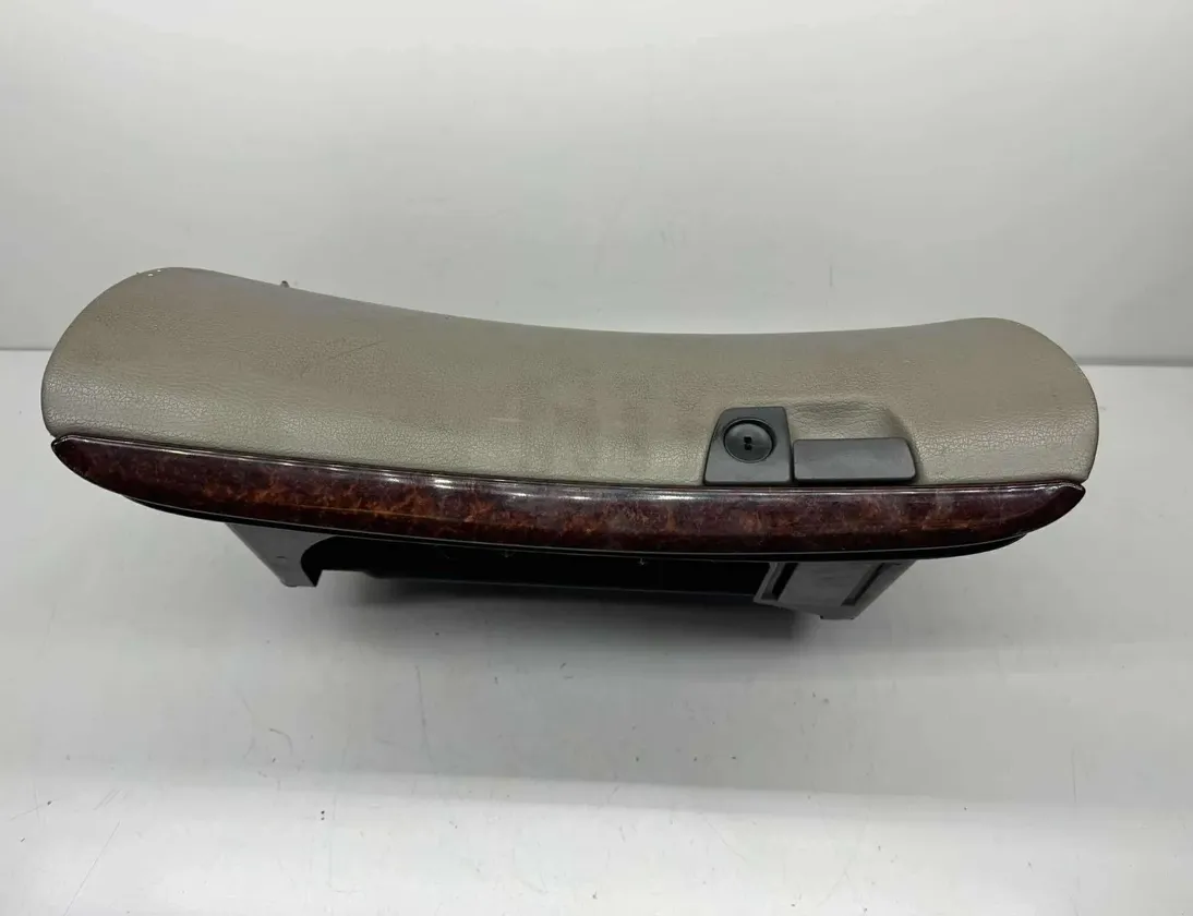 VOLVO V70 2 generation (2000-2008) Rukavice Box 09184925 33579752