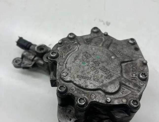 SKODA Superb 1 generation (2001-2008) Топливный насос 038145209M 34022514