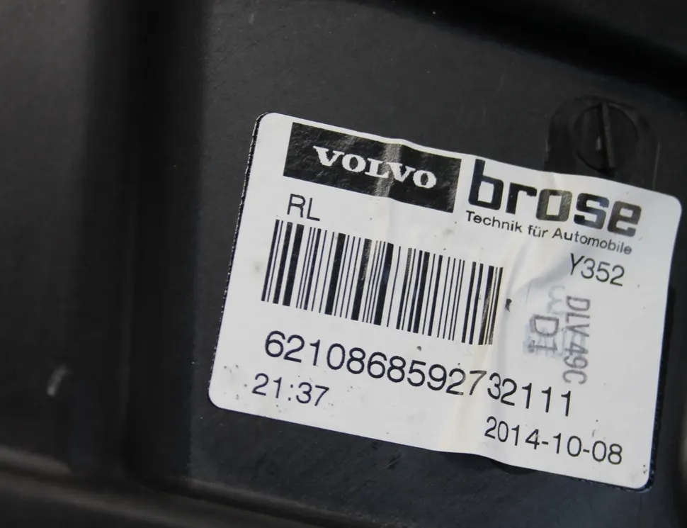 VOLVO V60 1 generation (2010-2020) Стеклоподъемник задней левой двери 30784312 23710135