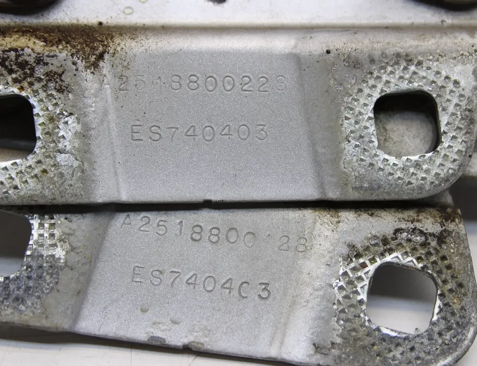 MERCEDES-BENZ M-Class W164 (2005-2011) Комплект петель капота A2518800128,A2518800228,A2518800128,A2518800228 24593074