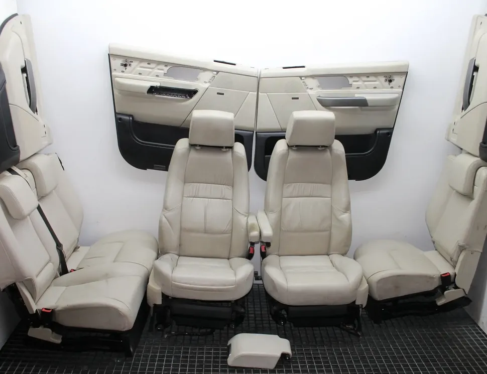 LAND ROVER Range Rover Sport 1 generation (2005-2013) Interiérové sedadlá s kitom dverí Heated 25793803