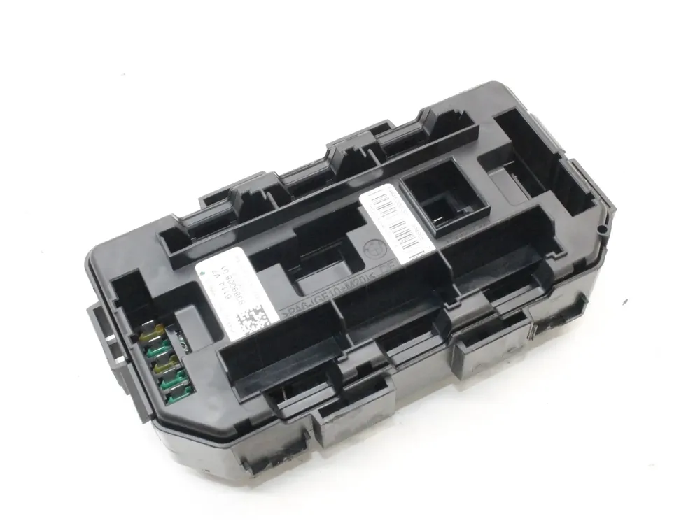 BMW 2 Series F22/F23 (2013-2020) Poistková skrinka 9389068 27291013