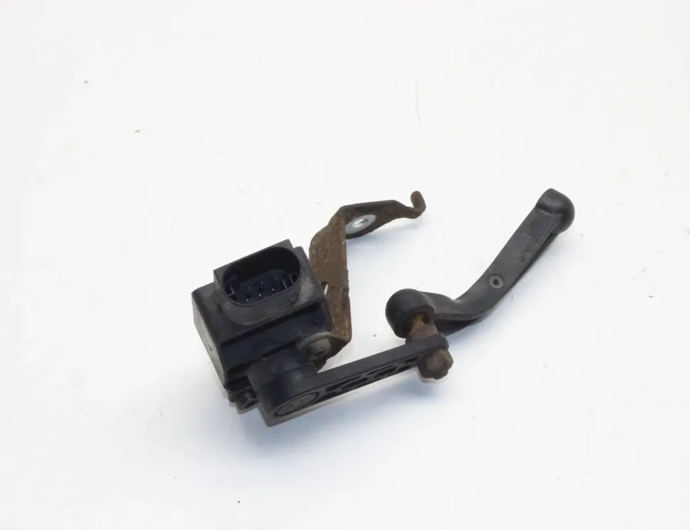 BMW 4 Series F32/F33/F36 (2013-2020) Ľavý predný snímač hladiny 6870000 27937539