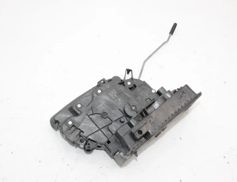 BMW 5 Series G30/G31 (2016-2023) Zámok ľavých zadných dverí 7477697 28172852