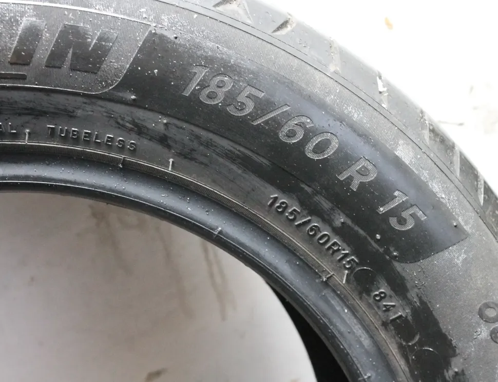 NISSAN Leaf 2 generation (2017-2023) Tyres 185/60R15,Michelin 33388392