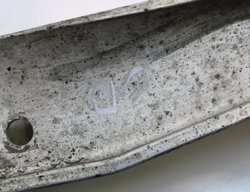 AUDI e-tron 1 generation (2018-2024) Rear right H - shaped fork 4M0505311J 33496075