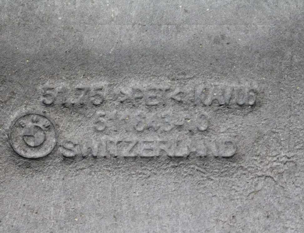 BMW 4 Series G22, G23, G26 (2020-2023) Диффузор заднего бампера 8091107 33503681