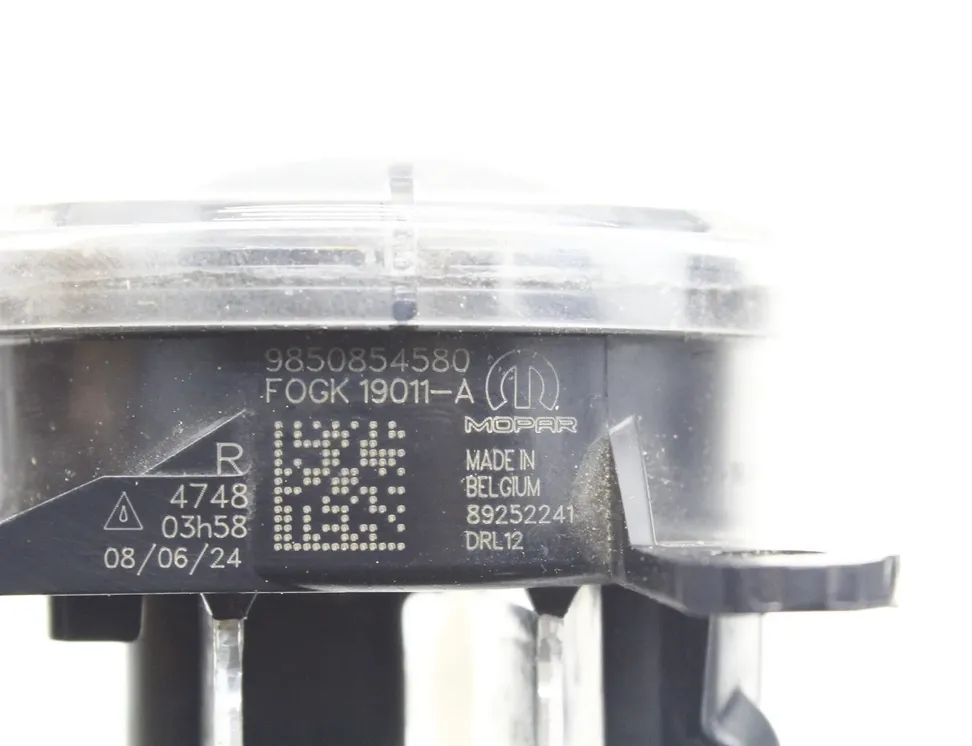 OPEL Mokka Противотуманка бампера передняя правая 9850854580 33581912