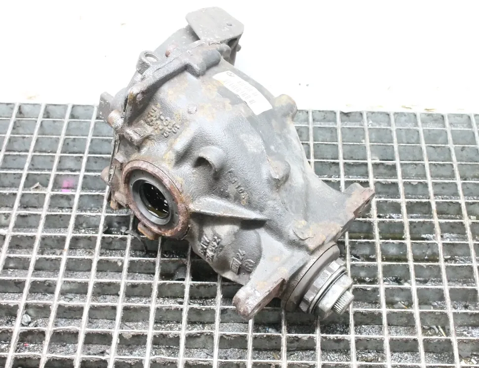 BMW 1 Series F20/F21 (2011-2020) Редуктор задний 7599466 33612852