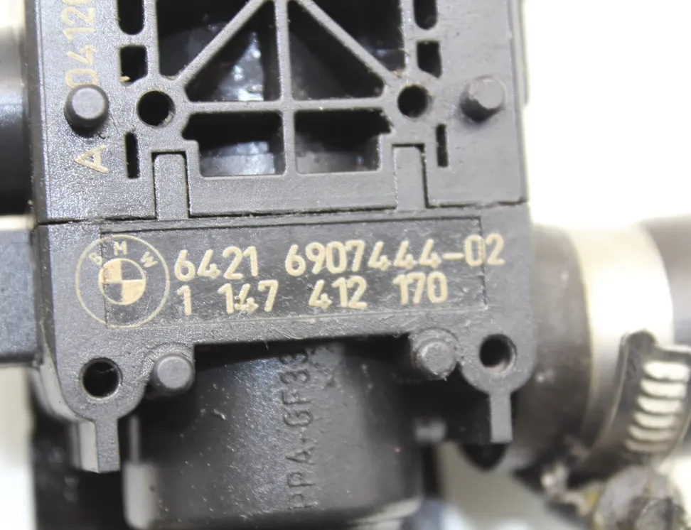 LAND ROVER Range Rover 3 generation (2002-2012) Vykurovací radiátorový ventil 6907444 34223264