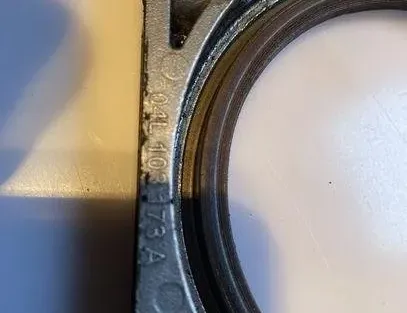 VOLKSWAGEN Passat B7 (2010-2015) Additional Inner Engine Parts 04L103173A 18128355