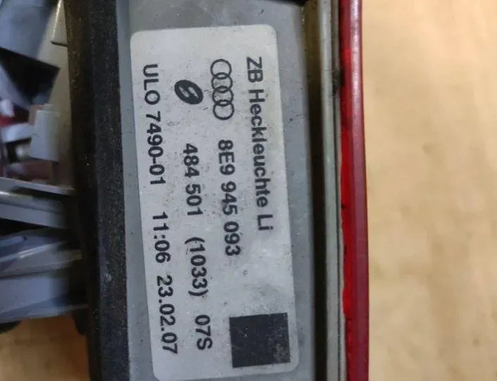 AUDI A4 B6/8E (2000-2005) Left Side Tailgate Taillight 484501,8E9945093 24420267