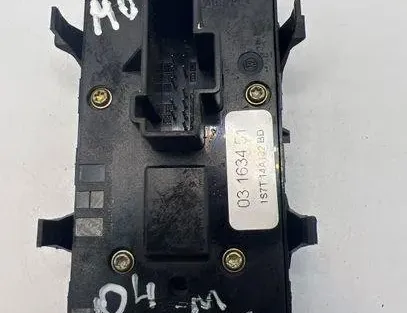 FORD Mondeo 3 generation (2000-2007) Vypínač pravého predného dverového okna 03163451,1S7T14A132BD 24421798