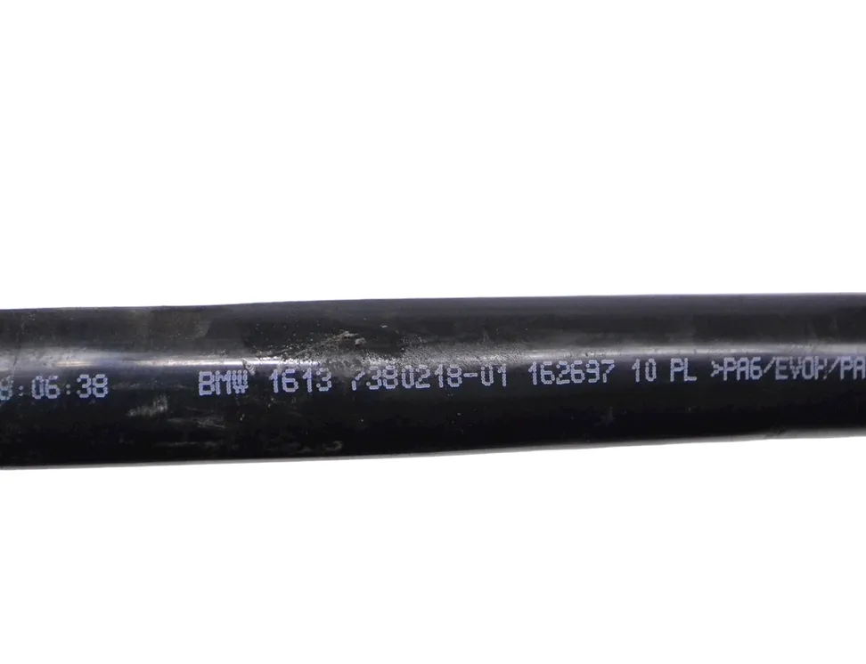 BMW i8 I12 (2013-2017) Топливный шланг 7380218 14913957