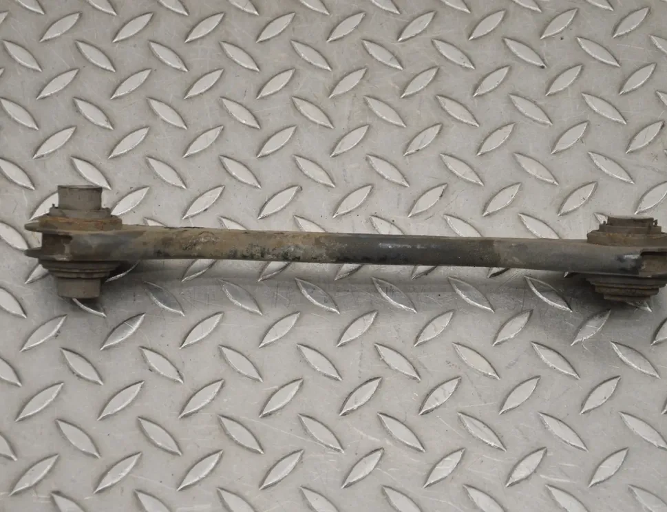 AUDI TT 8J (2006-2014) Pravé zadné rameno trojhranného ramena 1K0501529H 17592046