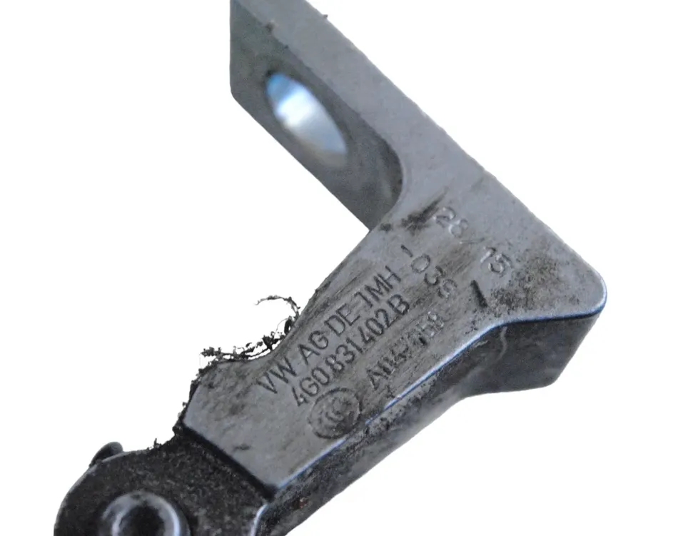 AUDI A6 C7/4G (2010-2020) Front Right Door Hinge 4G0831402B 24507796