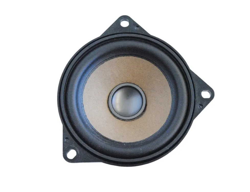 BMW M4 F82/F83 (2013-2020) Reproduktor zvuku na palubnej doske 9240641 26255769