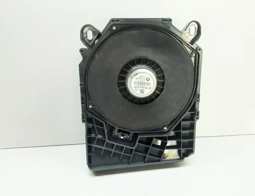 BMW 3 Series E90/E91/E92/E93 (2004-2013) Subwoofer 9192462 33630723