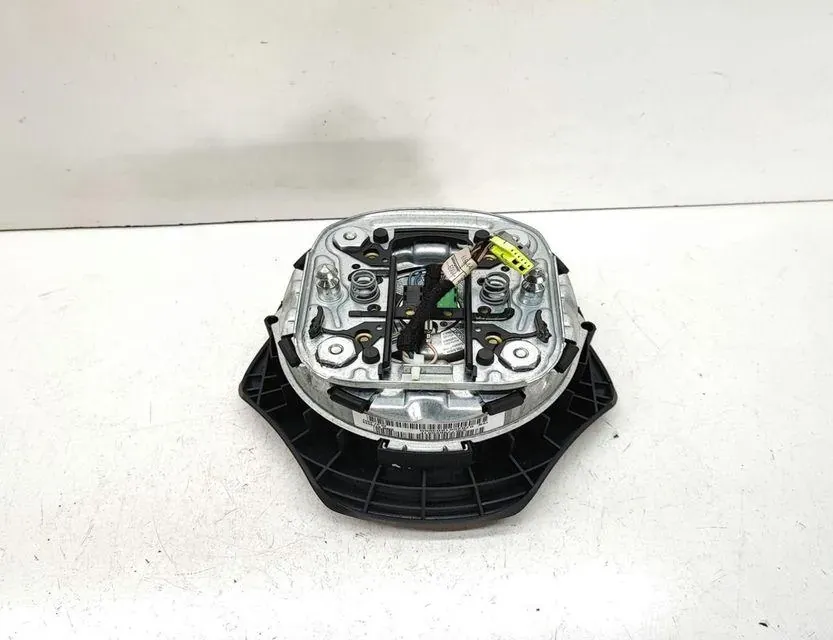 BMW 3 Series E90/E91/E92/E93 (2004-2013) Подушка безопасности руля 6779829 33640040