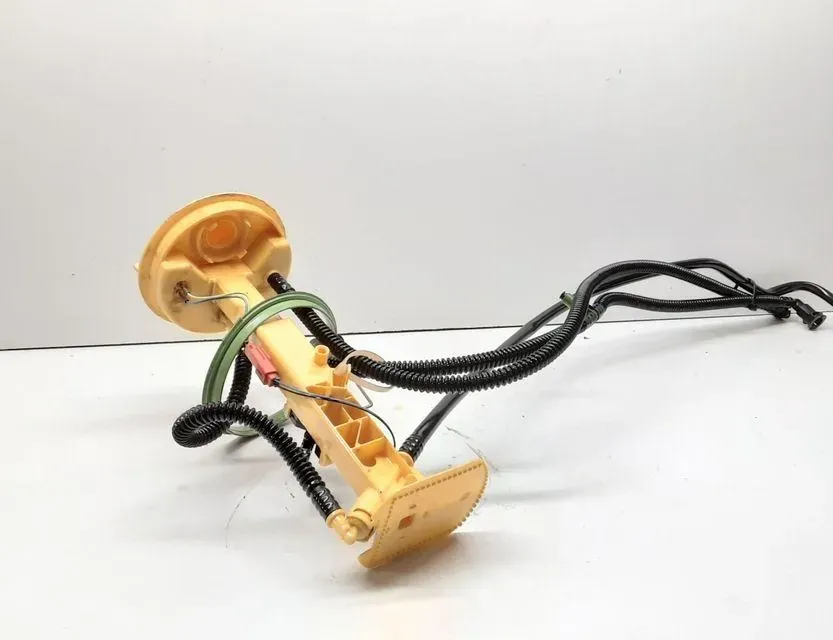 BMW X5 E70 (2006-2013)  датчик уровня топлива 7164316 33641526