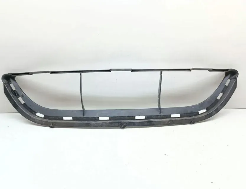 BMW 3 Series E90/E91/E92/E93 (2004-2013) Нижняя решетка переднего бампера 15857711 33644417