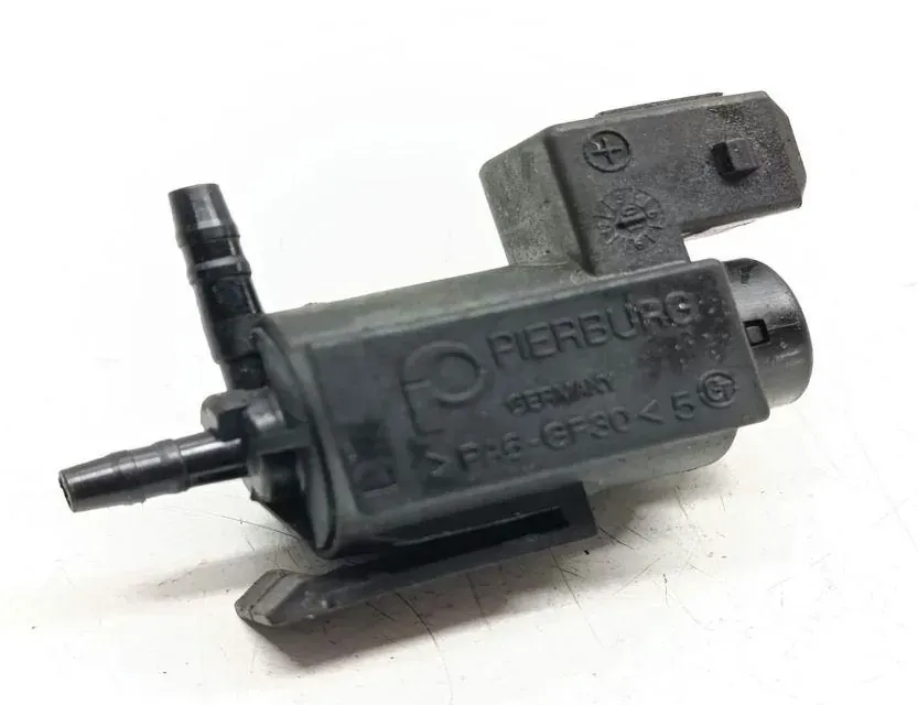 BMW 5 Series F10/F11 (2009-2017) Vacuum Valve 7810831 33646666