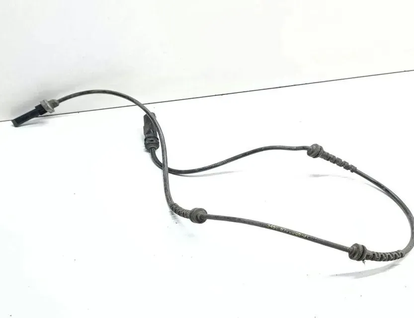 BMW 5 Series F10/F11 (2009-2017) Rear Right ABS Sensor 0265008036 33646926