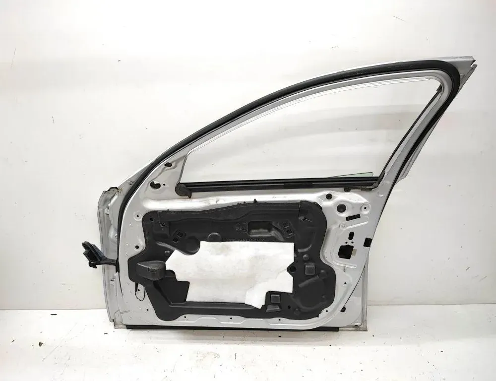 BMW 5 Series F10/F11 (2009-2017) Передняя правая дверь 33647110