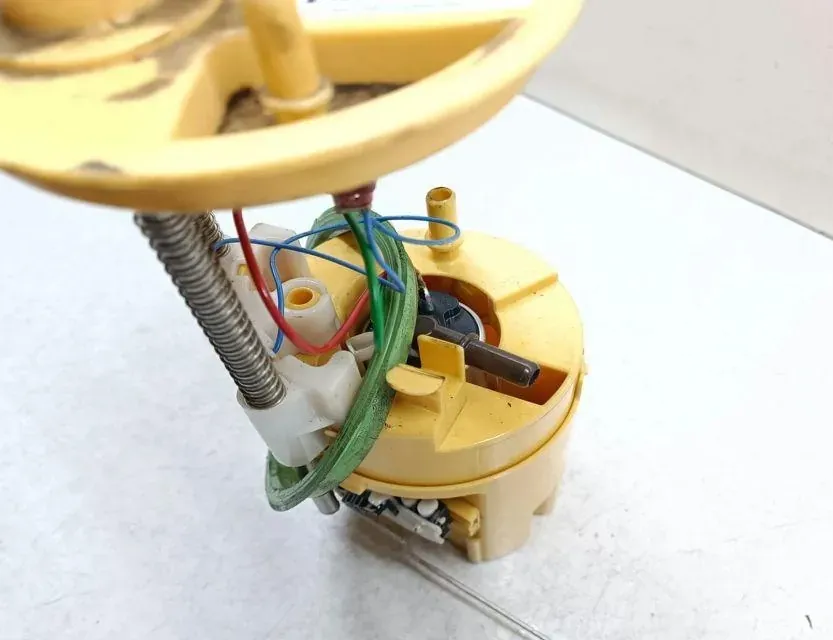 BMW X5 F15 (2013-2018) Топливный насос 7380136 33655021