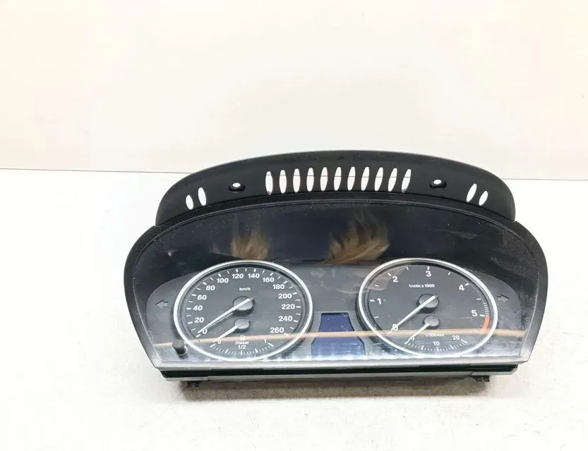 BMW 5 Series E60/E61 (2003-2010) Rýchlosťomer 9177261 33655922