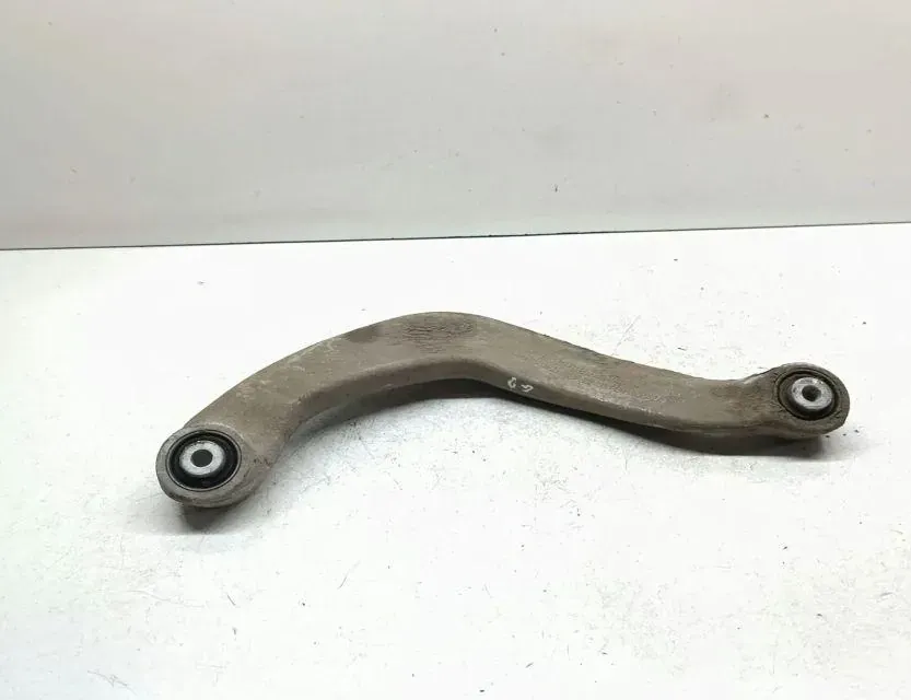 AUDI Q5 8R (2008-2017) Rear Right Arm 8K0505324H 33656179
