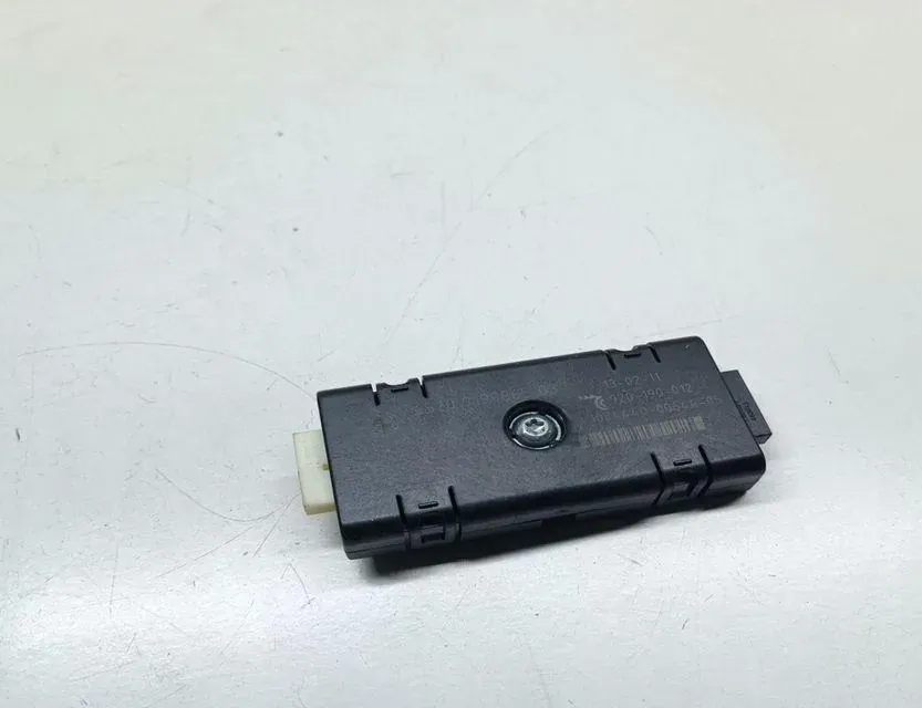 BMW 5 Series F10/F11 (2009-2017) Антенный модуль 9199865 33664527